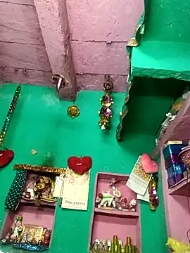 Kinjal pande online show from December 2025 12:32:01 PM