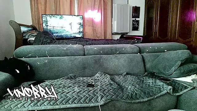 filthyuno online show from December 2025 01:54:01 AM