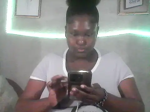 Snapshot of sweetmilkylady chatting on April 2026 08:26:01 AM sweetmilkylady online show from April 2026 08:26:01 AM