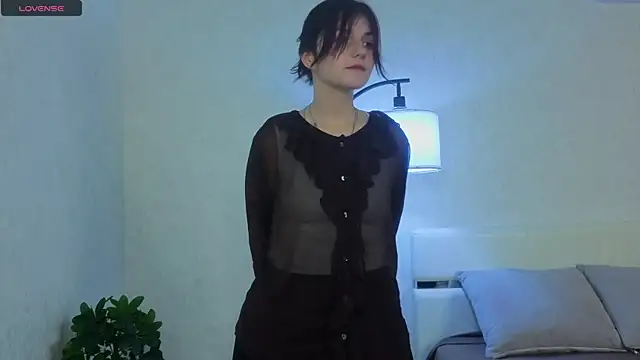 Snapshot of NyraVesperis chatting on April 2026 06:36:02 AM NyraVesperis online show from April 2026 06:36:02 AM