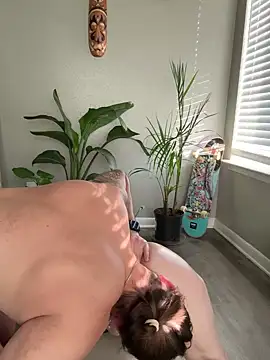 Nickithicks online show from January 2026 02:44:01 PM