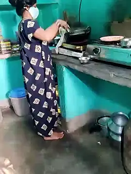 Cuple masti72 online show from May 2026 01:56:01 AM