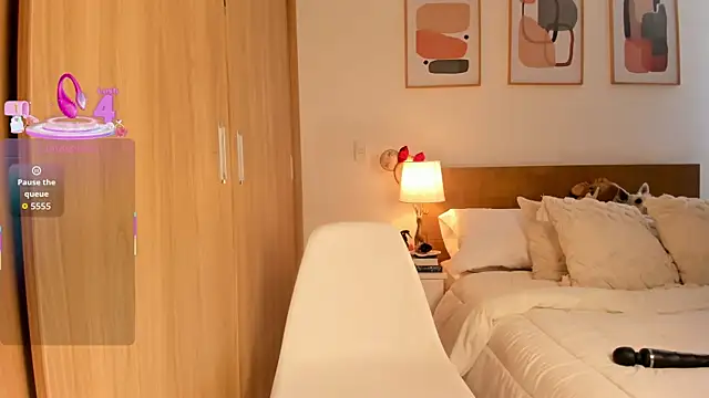 Mia walker x online show from January 2026 06:34:01 PM