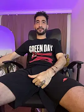  YOURHERO online show from February 2026 05:44:01 PM