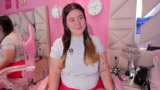 Snapshot of rousse_millers chatting on January 2026 12:55:01 PM rousse millers online show from January 2026 12:55:01 PM