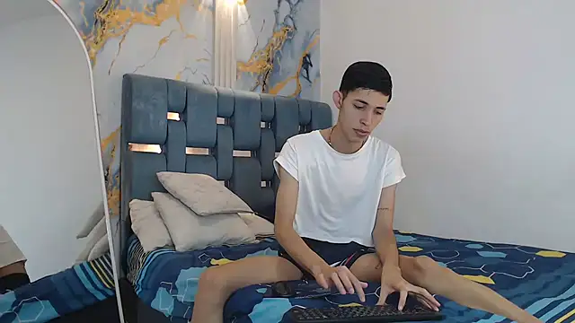 SWEET RABBIT1 online show from February 2026 07:07:01 PM