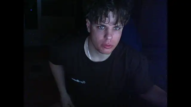 GymGuy0505 online show from January 2026 11:19:01 PM