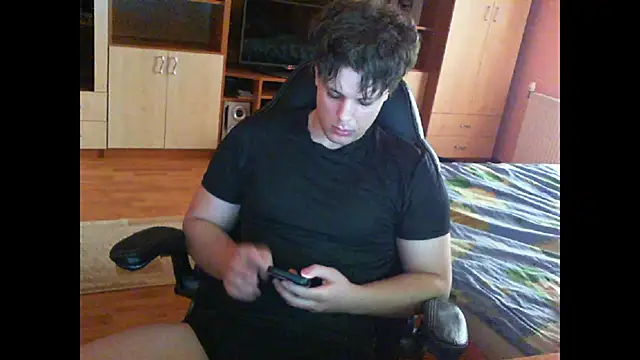 GymGuy0505 online show from February 2026 01:30:02 PM