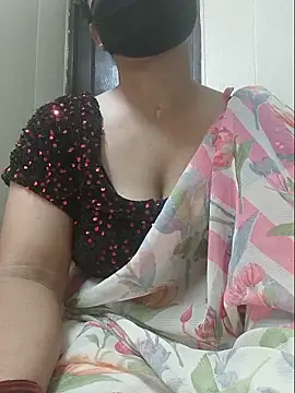 Snapshot of Meghna_01 chatting on June 2026 06:25:01 AM Meghna 01 online show from June 2026 06:25:01 AM