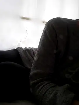 Snapshot of NovaMia chatting on February 2026 12:11:01 PM NovaMia online show from February 2026 12:11:01 PM