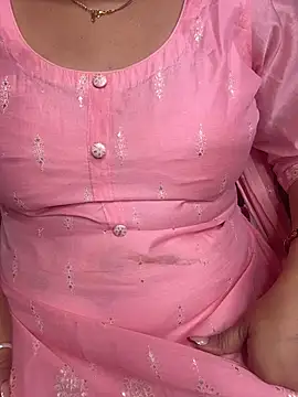 butterflyslay online show from February 2026 03:40:02 PM