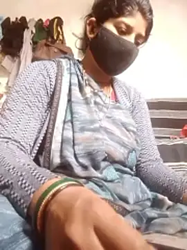 Aaisha 01 online show from February 2026 04:44:02 AM