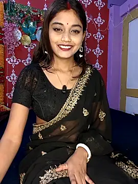Snapshot of Sweet-priyaa chatting on May 2026 01:22:02 AM Sweet-priyaa online show from May 2026 01:22:02 AM