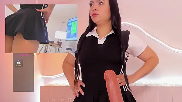 kylie river online show from December 2025 12:02:02 PM