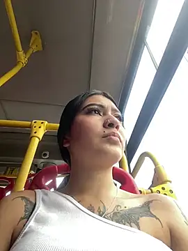 MiaFox 03 online show from April 2026 03:45:01 PM