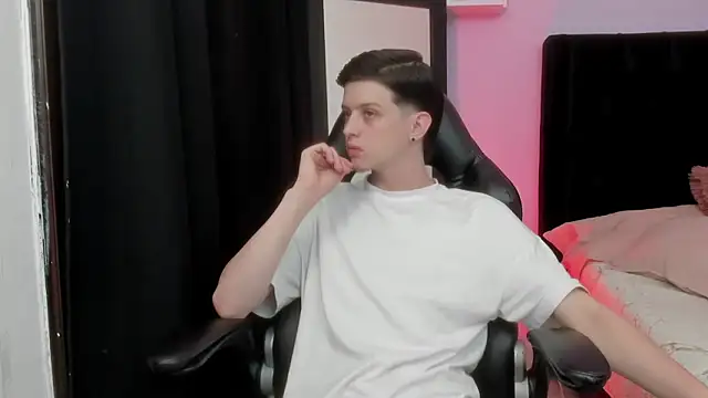 sebastamayo  online show from January 2026 09:03:02 AM