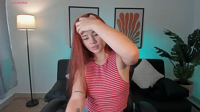 Amelia Saenz  online show from May 2026 08:25:01 PM