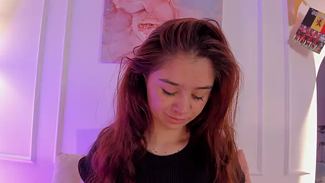 Amelia Saenz  online show from June 2026 11:35:01 AM