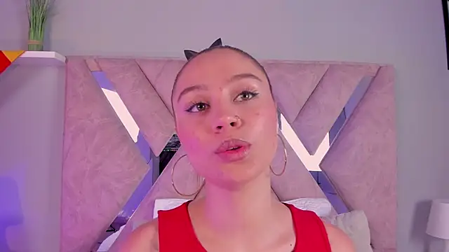 Amelia Saenz  online show from July 2026 03:07:02 PM