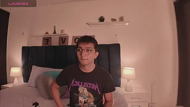 Archie 77 online show from February 2026 03:02:01 AM