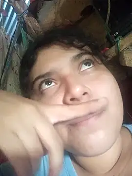 Snapshot of Rousse_uwu chatting on February 2026 10:26:02 PM Rousse uwu online show from February 2026 10:26:02 PM