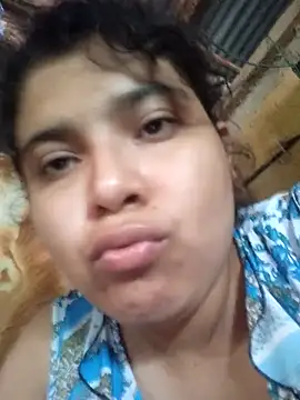 Snapshot of Rousse_uwu chatting on February 2026 07:37:01 PM Rousse uwu online show from February 2026 07:37:01 PM