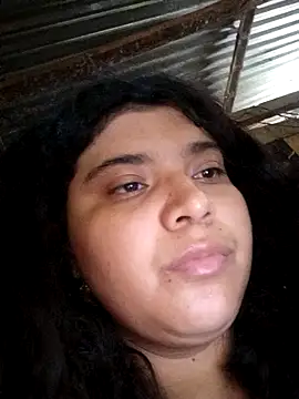 Rousse uwu online show from April 2026 02:43:01 PM