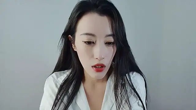 Snapshot of TXMIT chatting on February 2026 11:18:01 AM TXMIT online show from February 2026 11:18:01 AM