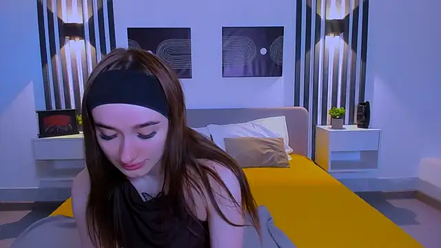 Snapshot of Evis_Dailyy chatting on February 2026 01:06:01 AM Evis Dailyy online show from February 2026 01:06:01 AM