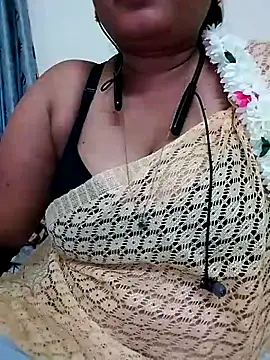 Snapshot of Palkova12 chatting on February 2026 05:11:01 PM Palkova12 online show from February 2026 05:11:01 PM