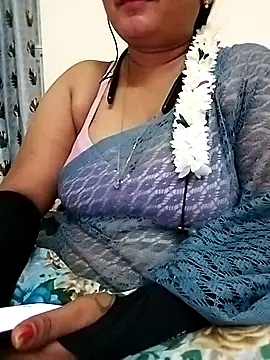 Snapshot of Palkova12 chatting on February 2026 07:02:02 PM Palkova12 online show from February 2026 07:02:02 PM