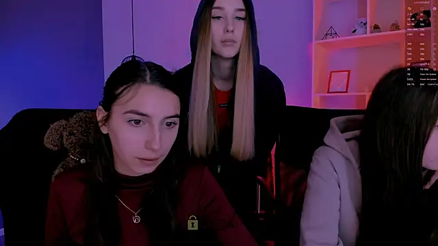 mila firee online show from April 2026 09:03:02 AM