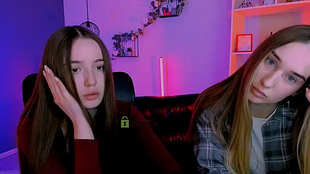 mila firee online show from April 2026 09:01:01 AM