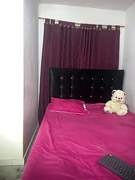 Sophia Moons  online show from February 2026 12:53:01 AM