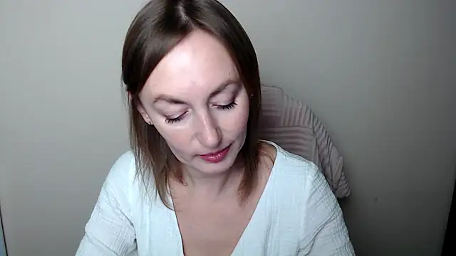 LiaSeass  online show from February 2026 01:08:02 PM