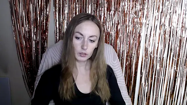 LiaSeass  online show from July 2026 12:48:02 PM