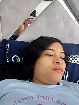 DAFNNEE HOT online show from April 2026 03:40:02 PM