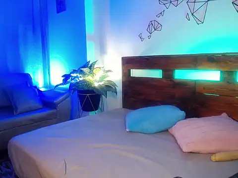 Snapshot of Catalinajoyful chatting on February 2026 04:13:02 AM Catalinajoyful online show from February 2026 04:13:02 AM