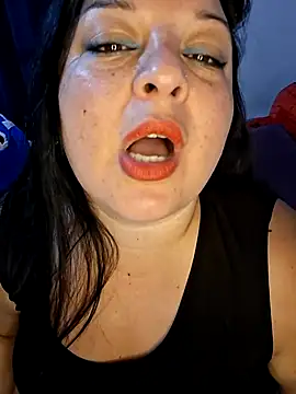 Snapshot of Trinity_033 chatting on December 2025 04:40:01 AM Trinity 033 online show from December 2025 04:40:01 AM