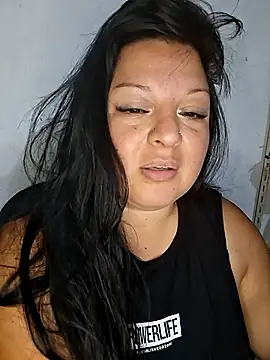 Snapshot of Trinity_033 chatting on January 2026 01:42:01 AM Trinity 033 online show from January 2026 01:42:01 AM