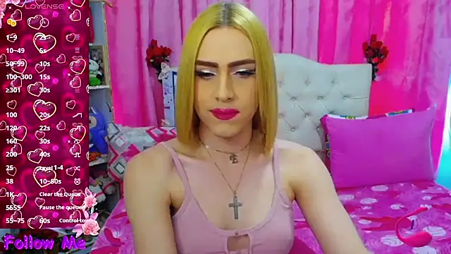 Snapshot of golden_girl01 chatting on May 2026 06:34:02 PM golden girl01 online show from May 2026 06:34:02 PM