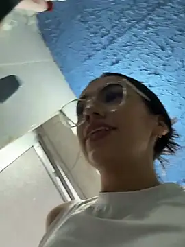 lunaluxury22 online show from March 2026 03:06:01 PM