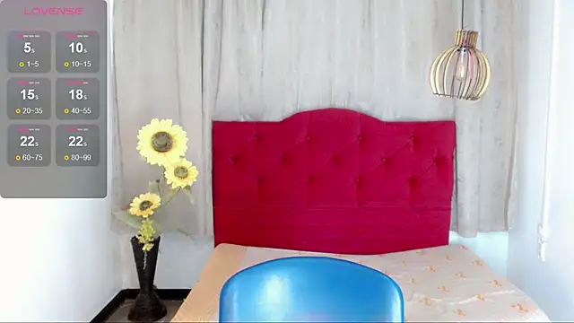 camila vasquez  online show from December 2025 07:21:01 PM