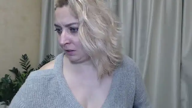 sweetpussy13 online show from December 2024 10:17:02 AM