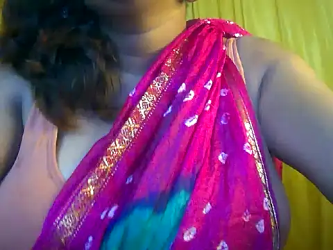 Snapshot of MISTI_KOLK chatting on May 2026 07:26:02 AM MISTI KOLK online show from May 2026 07:26:02 AM