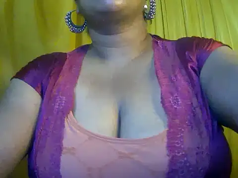 Snapshot of MISTI_KOLK chatting on June 2026 08:37:01 AM MISTI KOLK online show from June 2026 08:37:01 AM
