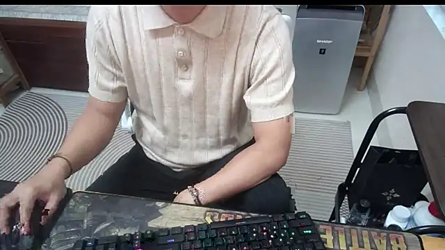 Snapshot of battman4488 chatting on January 2026 10:19:01 AM battman4488 online show from January 2026 10:19:01 AM