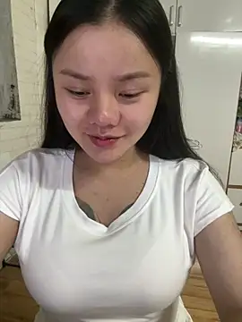 leo-kitty online show from April 2026 02:56:01 PM