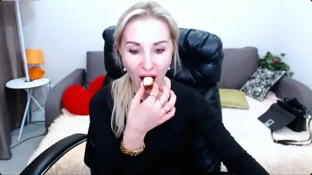 Hanna--Sweet online show from February 2026 10:32:01 AM