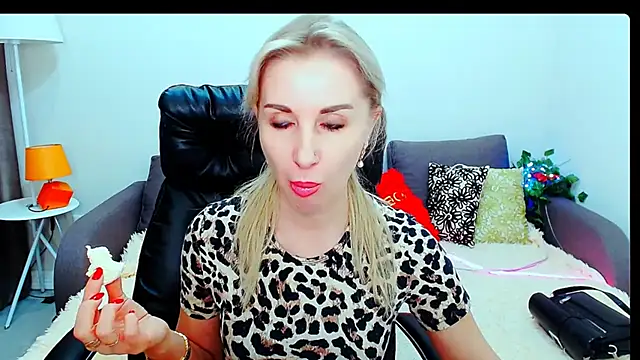 Hanna--Sweet online show from February 2026 10:24:01 AM